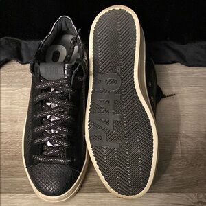 NWOT P448 Black Sneakers Urban Casual Style